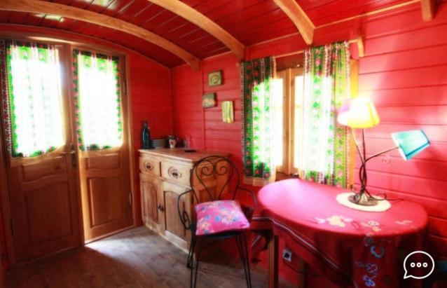Villa Centre Mediation Equine La Daouste à Jouques Extérieur photo