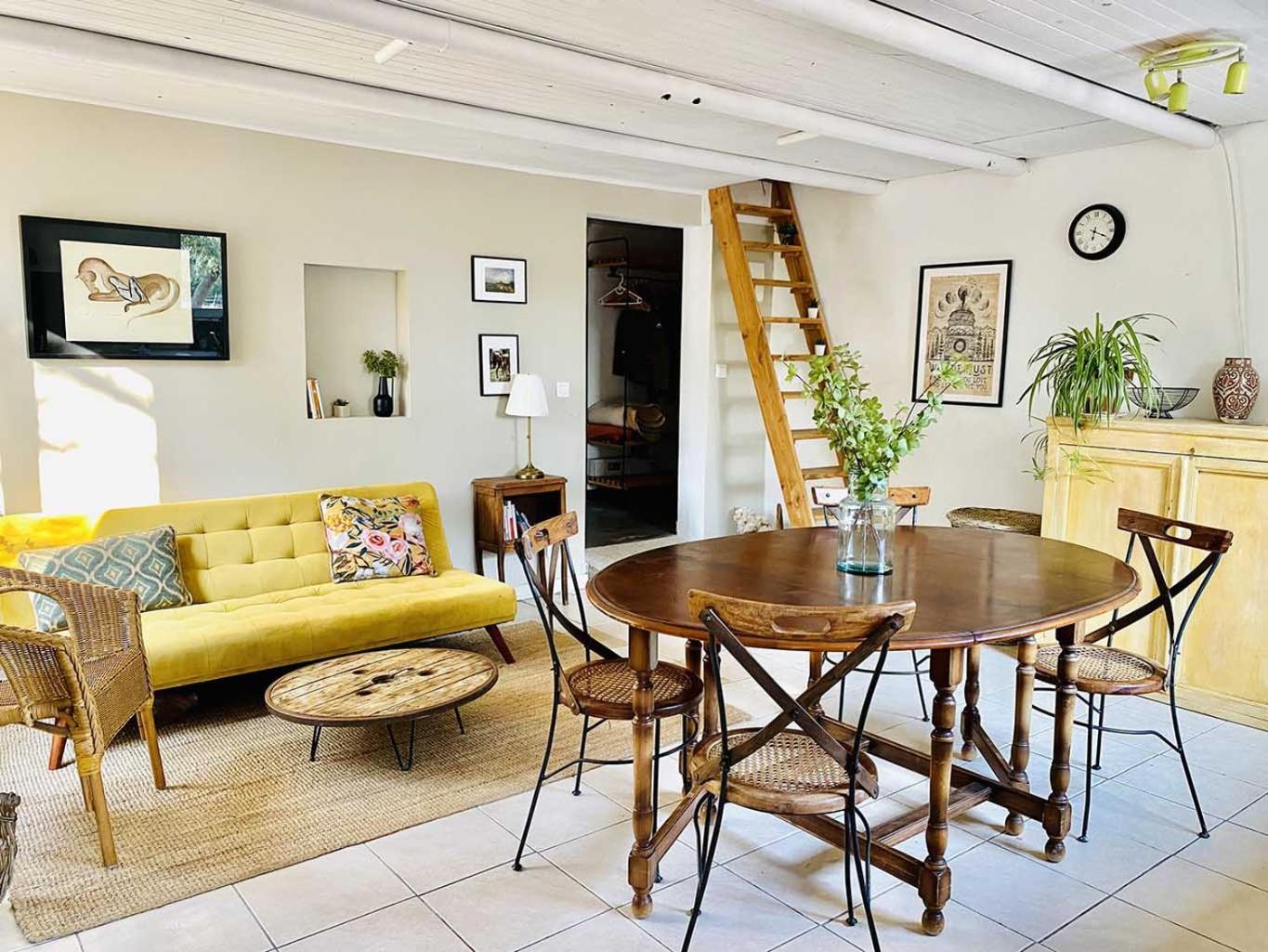 Villa Centre Mediation Equine La Daouste à Jouques Extérieur photo