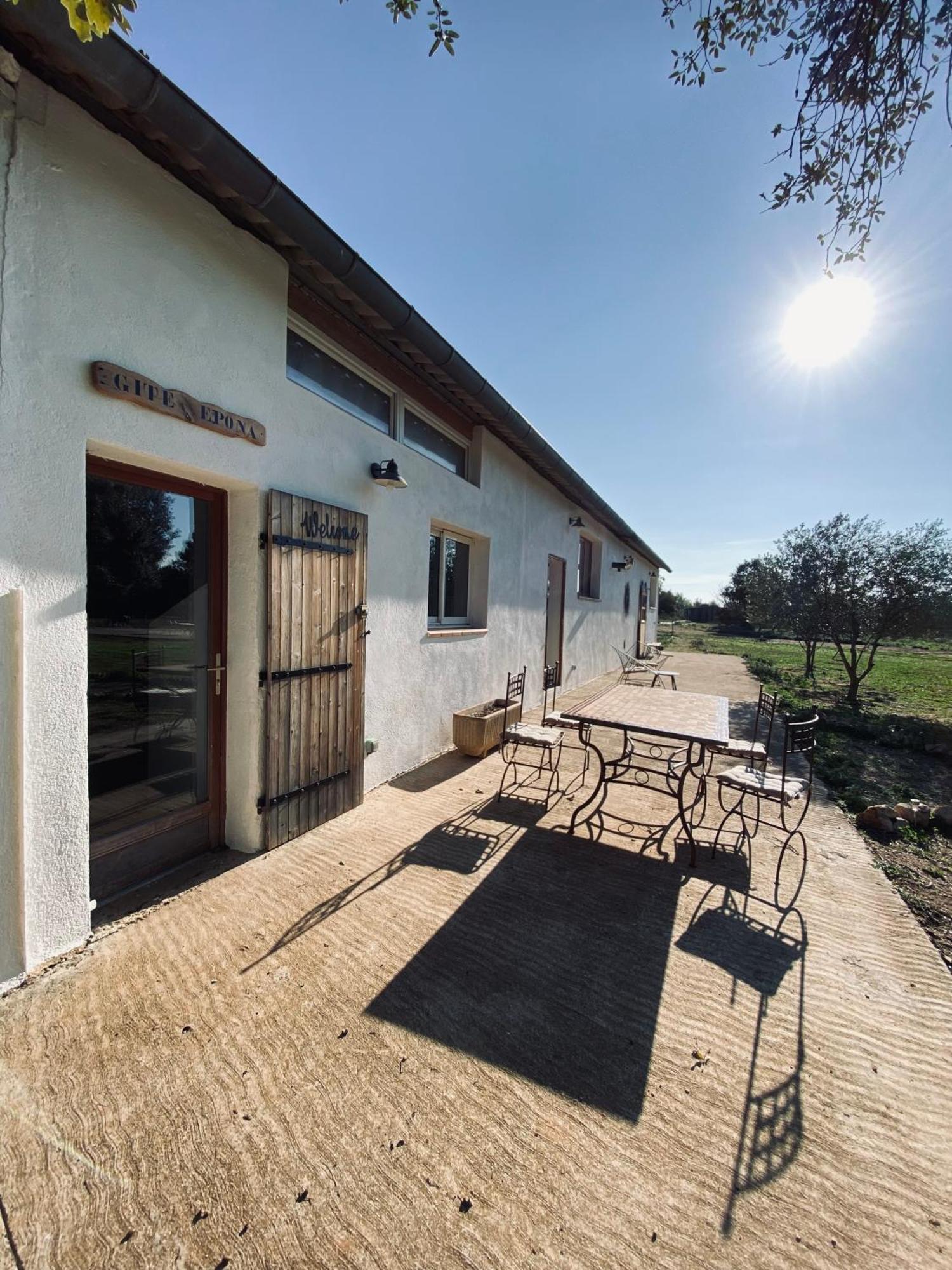 Villa Centre Mediation Equine La Daouste à Jouques Extérieur photo